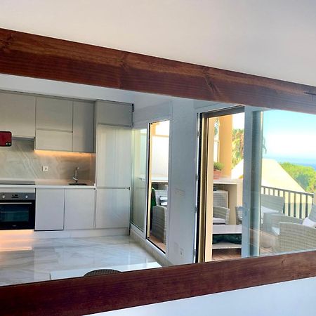 Marbella Beachfront Apartment Romana Playa Elviria Eksteriør billede